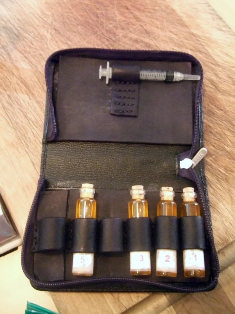 Vials & pouch.