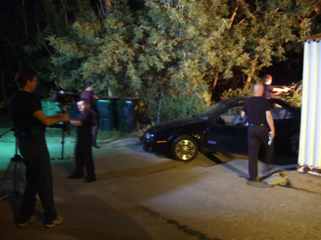 Behind the scenes of the alley.